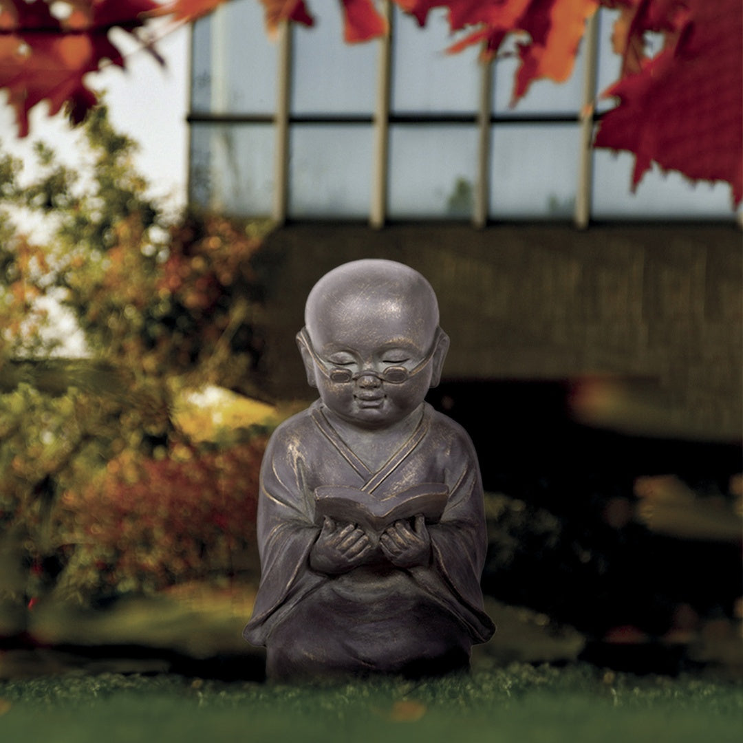 Buddha Kyo 44 cm | Statua da meditazione per giardino in pietra e finitura oro | Deco and Lemon