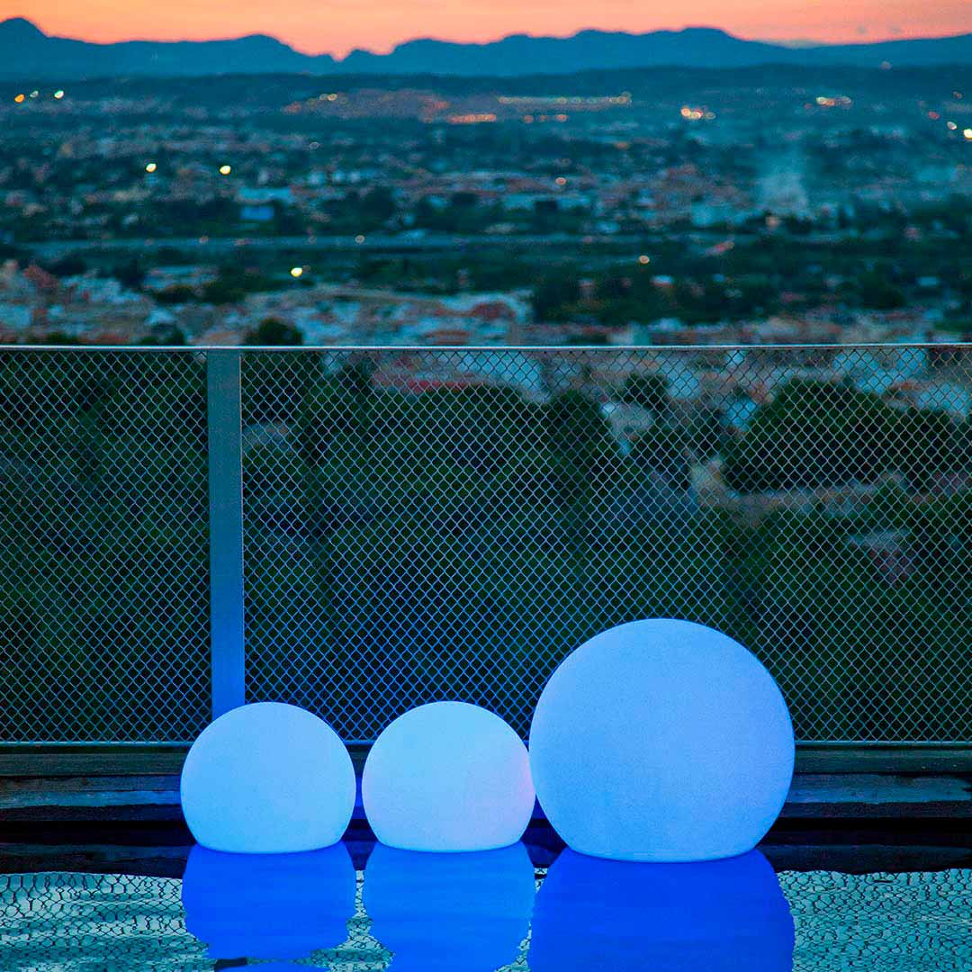 LAMPARA ESFERICA LED PARA PISCINA BULY Ø30X26 CM