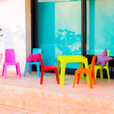 Set per bambini Julieta: tavolo e due sedie, arancione