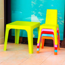 Set per bambini Julieta con tavolo verde lime e 4 sedie multicolori per bambini.